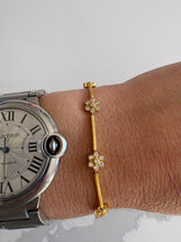 Load image into Gallery viewer, Flower Station Bracelet