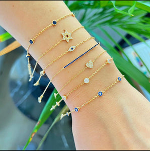 Dainty evil eye bracelet