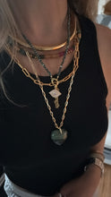 Load image into Gallery viewer, Gold Collar Necklace