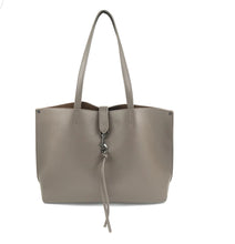Load image into Gallery viewer, Grainy Vegan Leather Tote