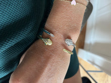 Load image into Gallery viewer, Snake Cuff