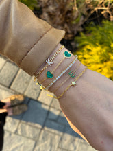 Load image into Gallery viewer, Paperclip Star Bracelet