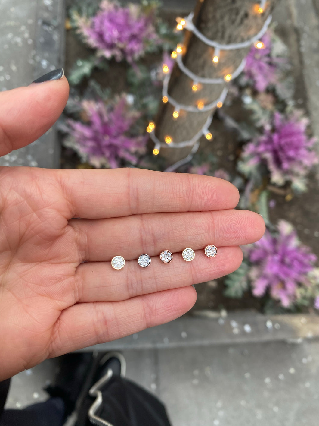 Disc studs