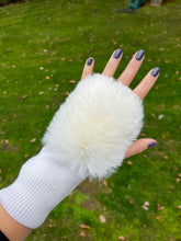 Load image into Gallery viewer, Gorgeous Cashmere Blend and Faux Fur Fingerless Gloves
