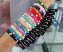 Load image into Gallery viewer, Single Bubble Initial on Cuban Link or Paperclip Chain