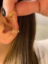 Load image into Gallery viewer, Ear Cuff with Baguette Charms