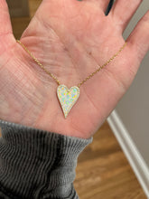 Load image into Gallery viewer, Drip Heart Stone Necklace