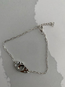 Thin Interlocking Cuff Bracelet