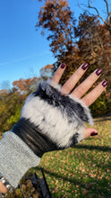Load image into Gallery viewer, Gorgeous Leather and Fur Fingerless Gloves