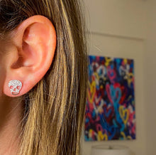 Load image into Gallery viewer, Skull Stud Earrings