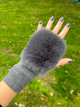 Load image into Gallery viewer, Gorgeous Cashmere Blend and Faux Fur Fingerless Gloves