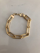 Load image into Gallery viewer, 15mm chunky gold link bracelet